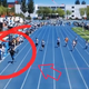 Imagen para el artículo titulado Este cámara grabando una carrera de 100 metros fuera de pista superó a los velocistas